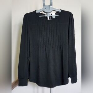 Black Pleated Front Long-Sleeve Women's Top